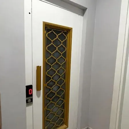 Super Luxurious Deluxe Flat 2 Апартаменты Стамбул